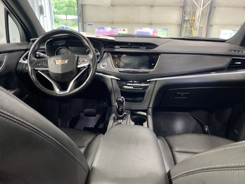 Used 2024 Cadillac XT6 Luxury w/ LPO, Floor Liner Package AWD/4WD image 20