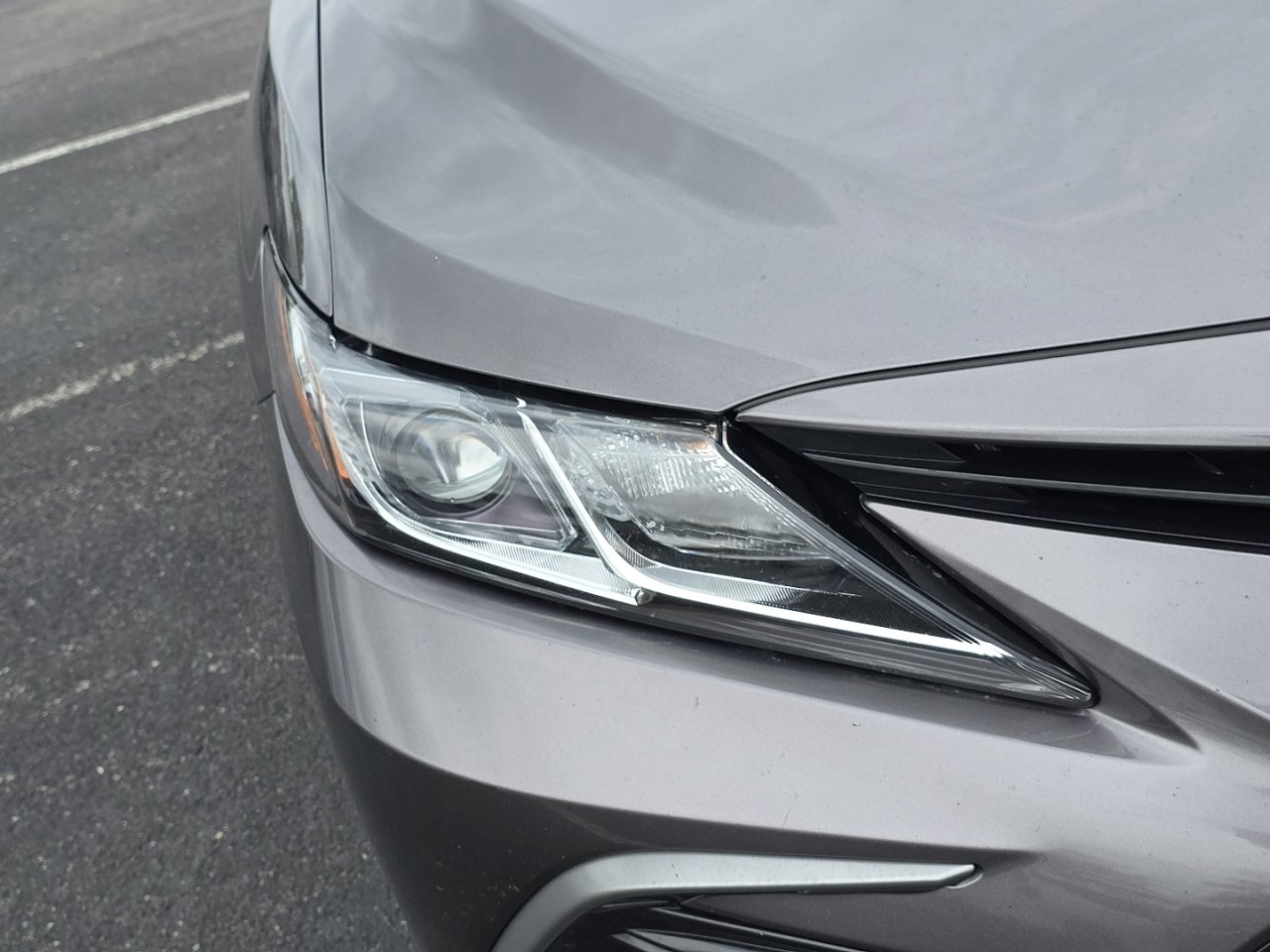 Used 2024 Toyota Camry LE FWD image 14