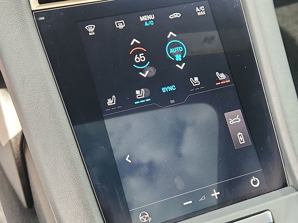 Certified 2025 Porsche Taycan 4S image 15