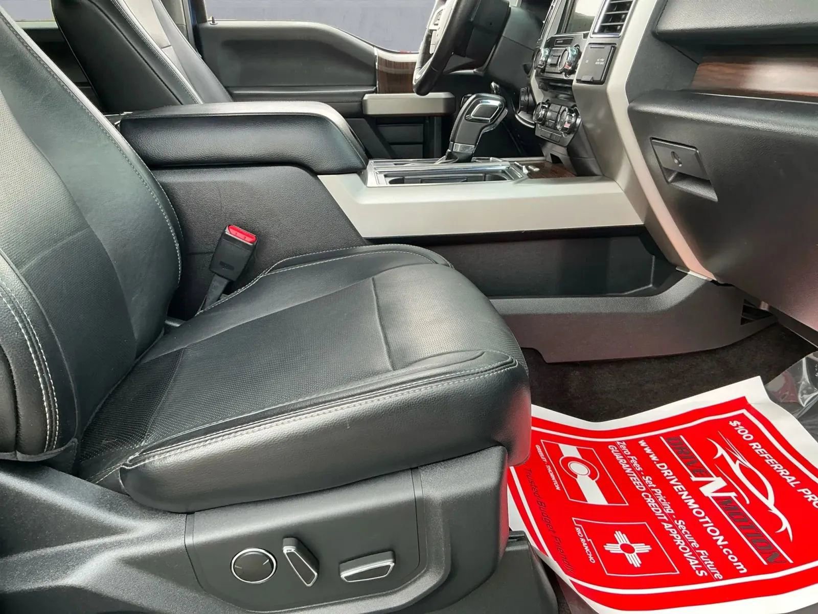 Used 2016 Ford F150 Lariat w/ Equipment Group 501A Mid image 20