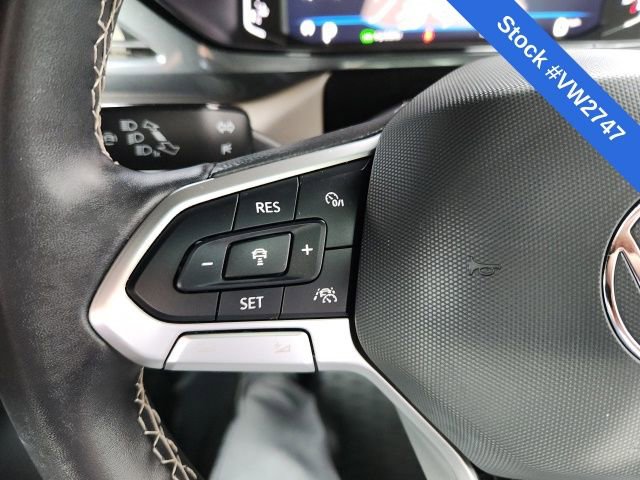 Certified 2024 Volkswagen Taos SEL image 14