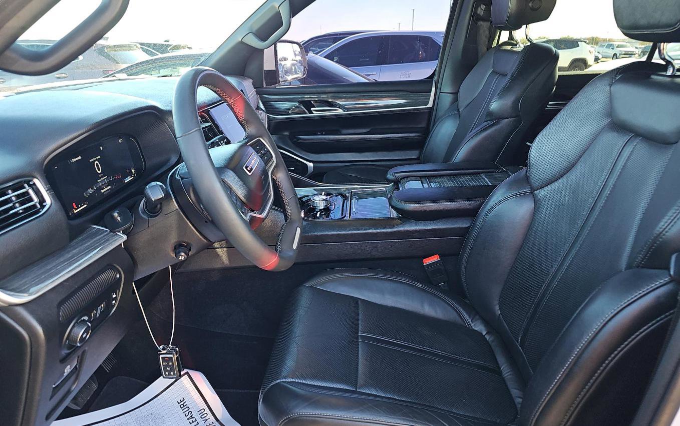 Used 2022 Jeep Wagoneer Series III image 8