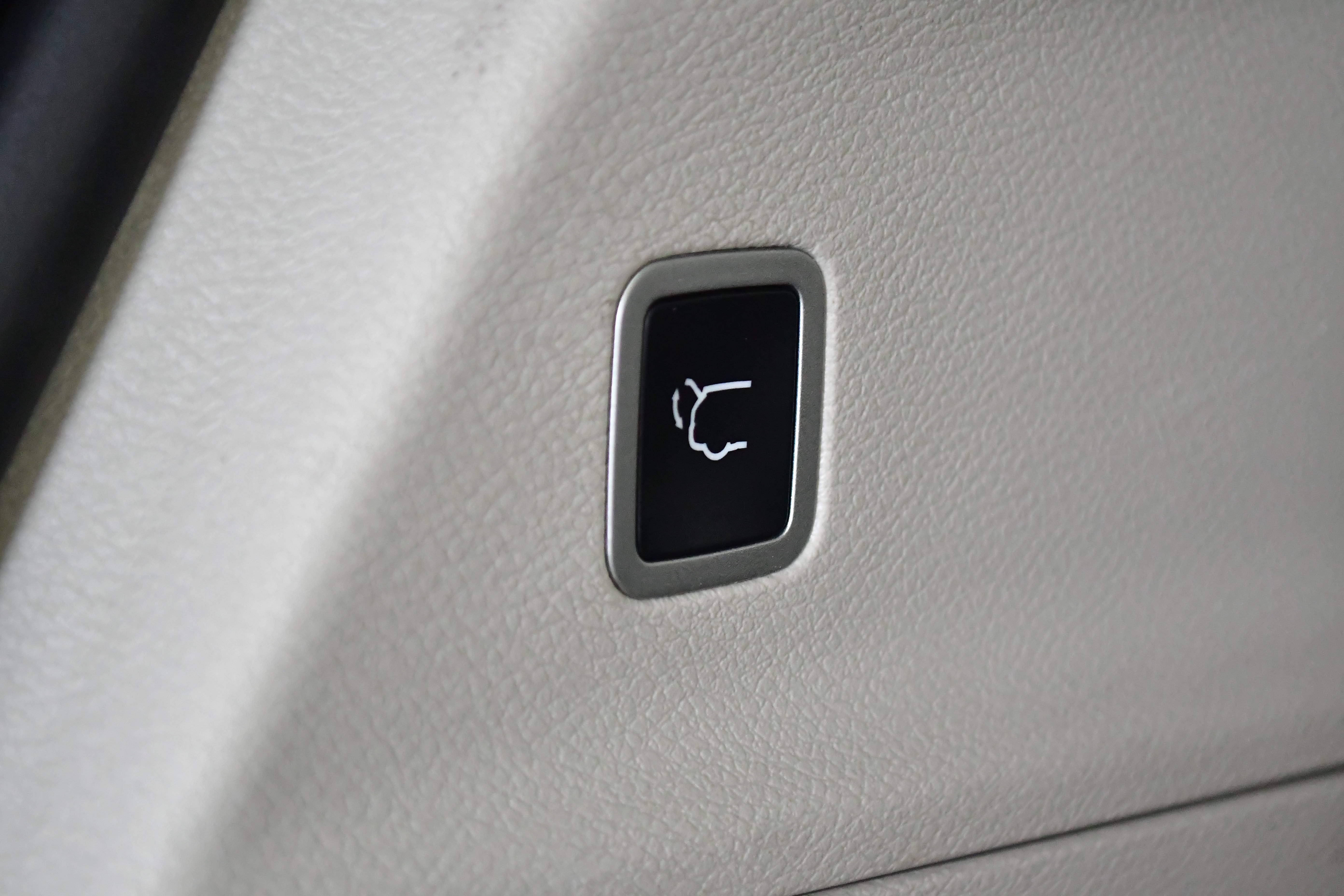 Used 2023 Chrysler Pacifica Touring-L FWD image 32