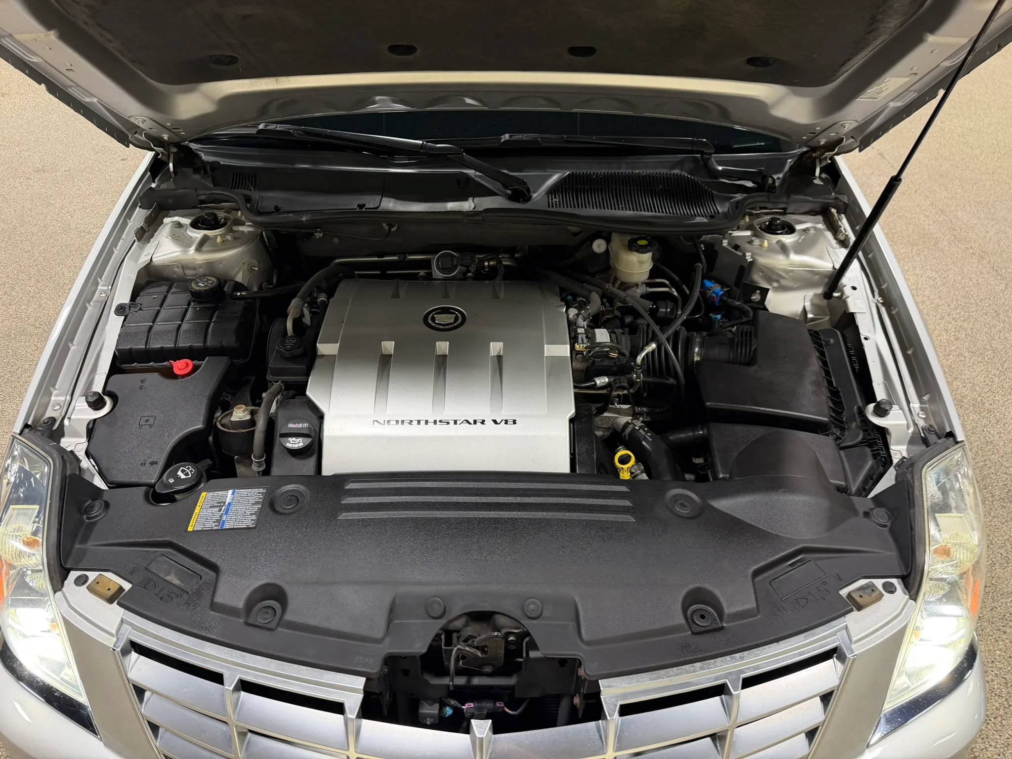 Used 2009 Cadillac DTS w/ Trunk Convenience Package FWD image 55