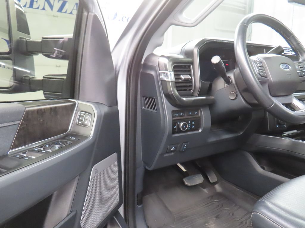 Used 2024 Ford F250 Lariat w/ Lariat Ultimate Package AWD/4WD image 64