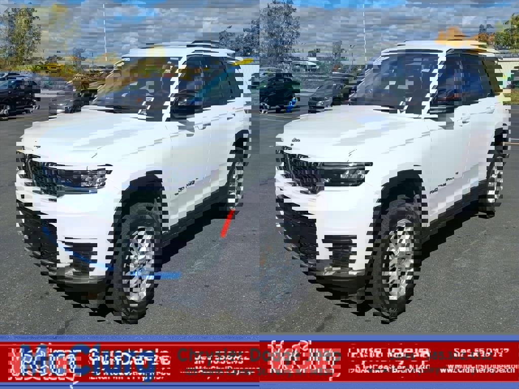 Used 2023 Jeep Grand Cherokee L Laredo w/ Luxury Tech Group I