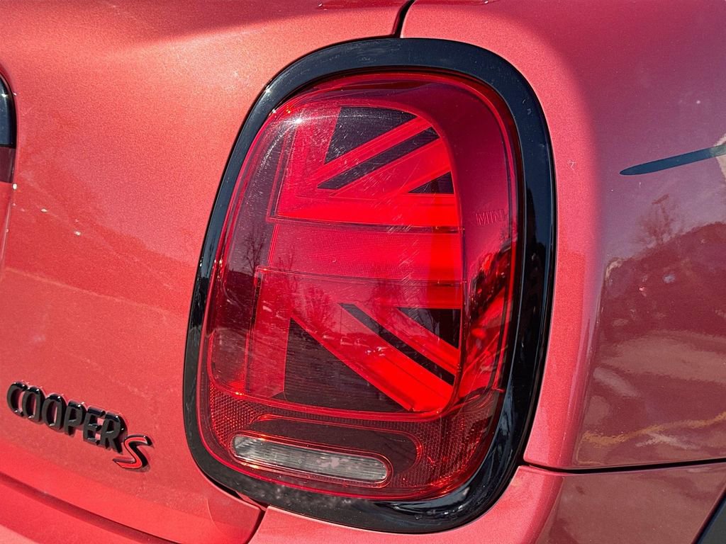 Used 2021 MINI Cooper S w/ Coral Red Edition image 34