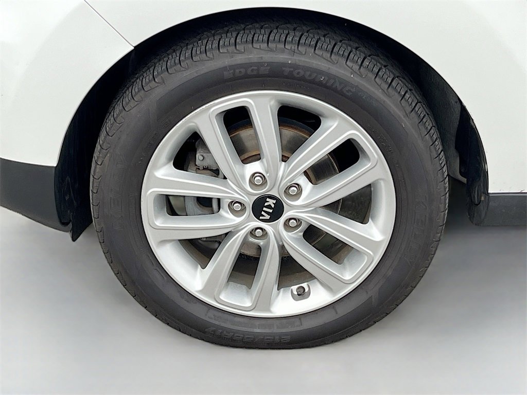 Used 2017 Kia Soul + image 30