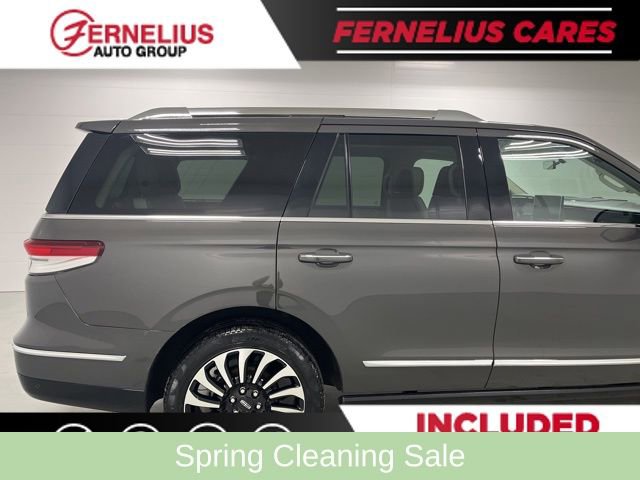 Used 2023 Lincoln Navigator Black Label AWD/4WD image 9