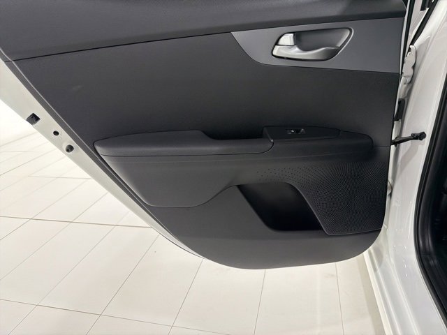 Used 2019 Kia Forte LXS image 15