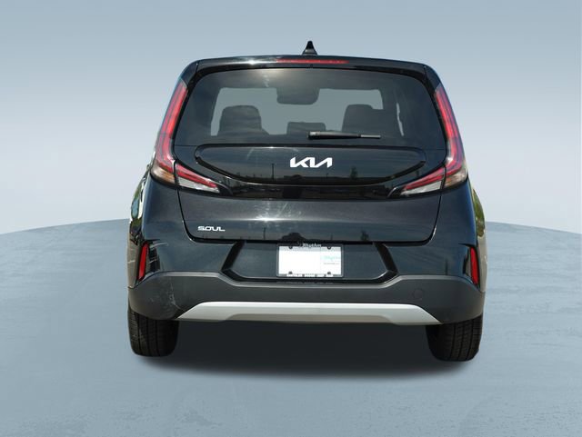 Used 2024 Kia Soul LX FWD image 7