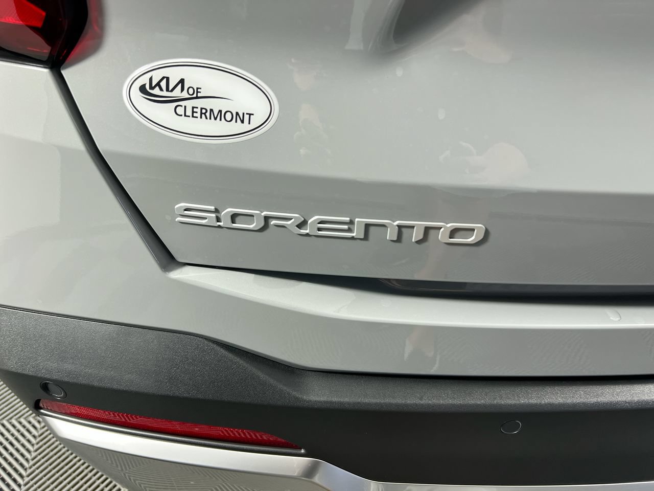 New 2026 Kia Sorento S w/ S Panoramic Sunroof Package FWD image 5