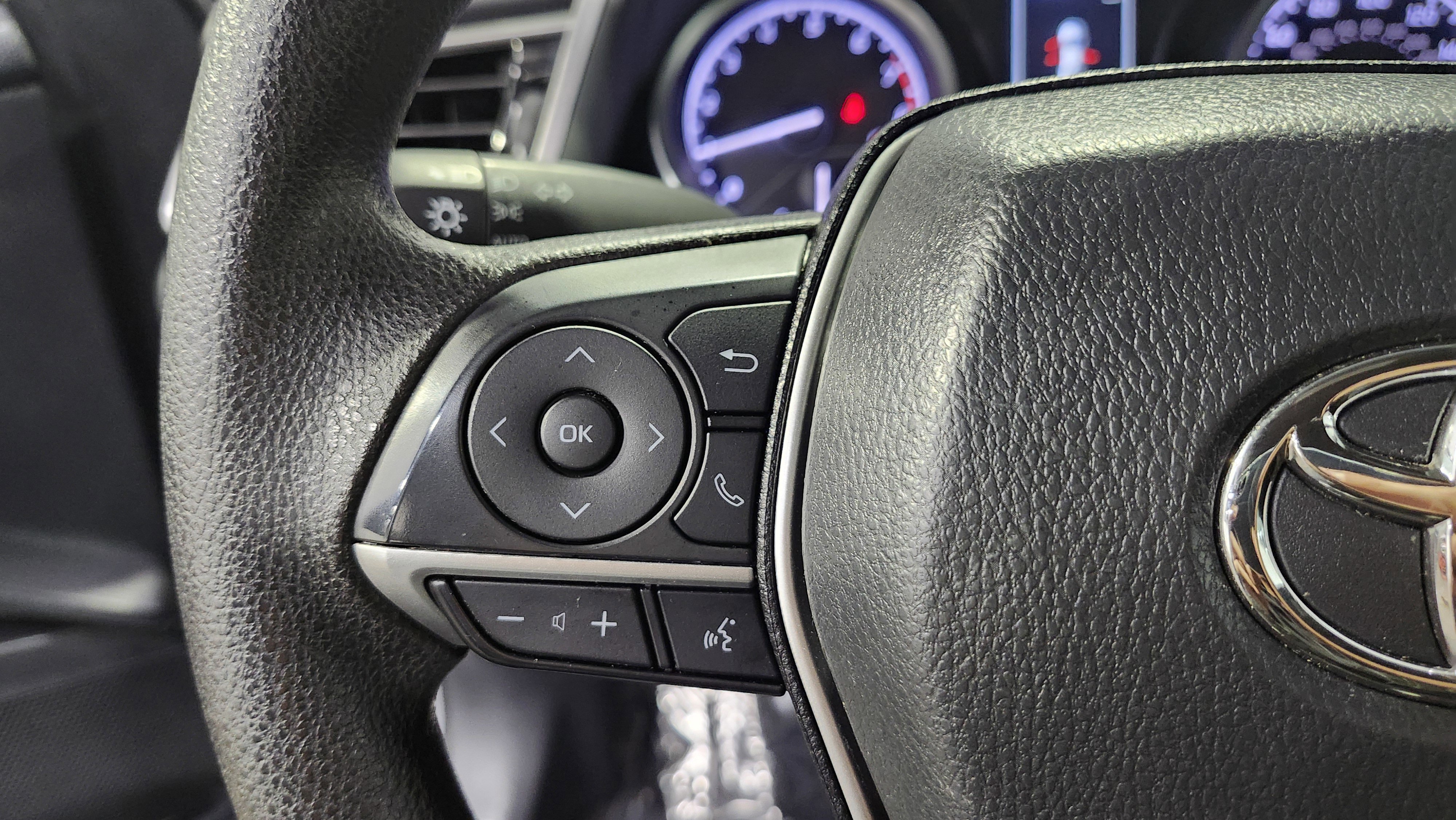 Used 2024 Toyota Camry LE image 32