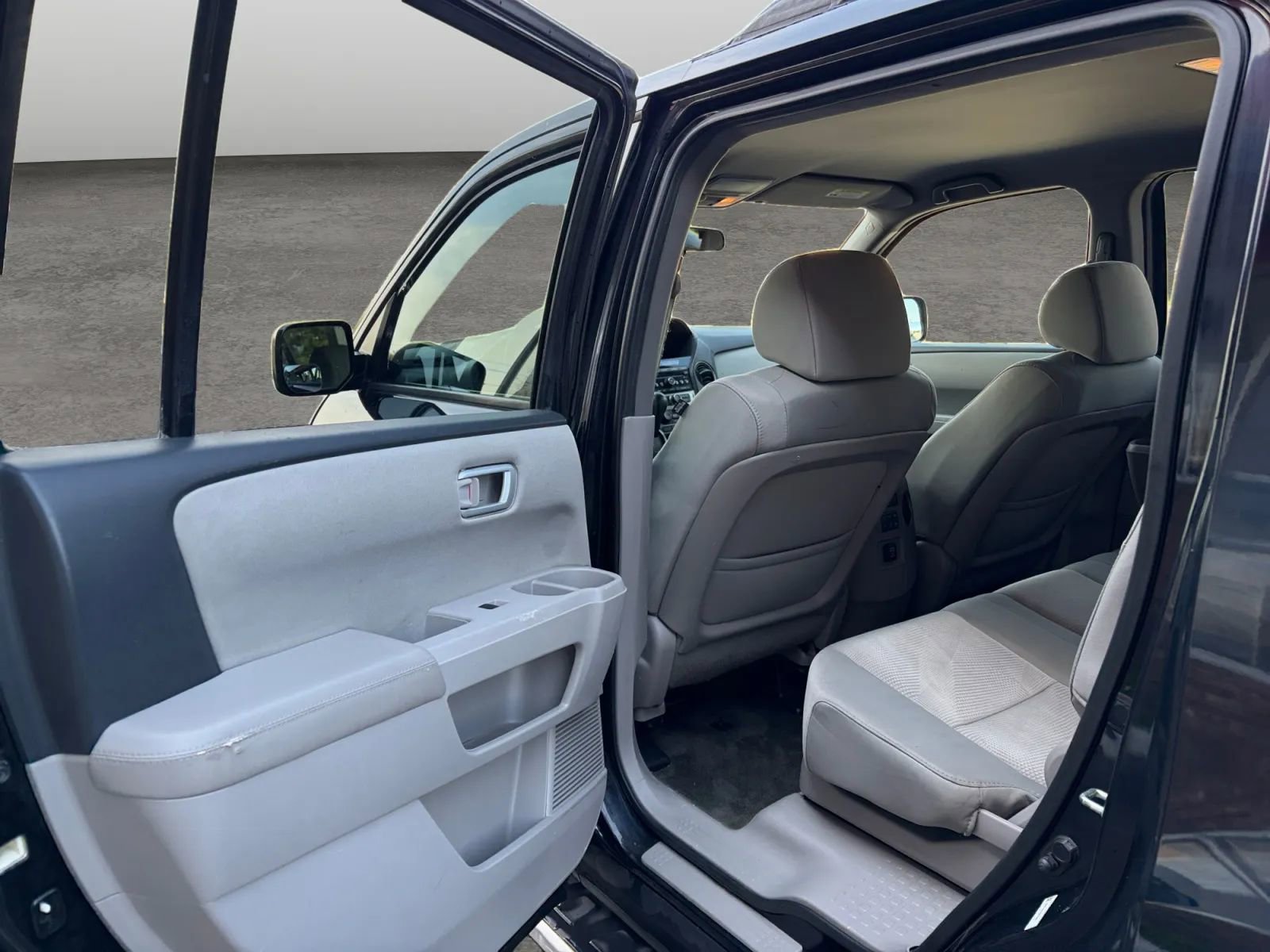 Used 2014 Honda Pilot LX image 12