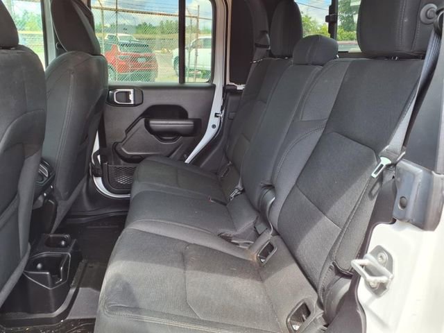 Used 2021 Jeep Gladiator Willys image 10