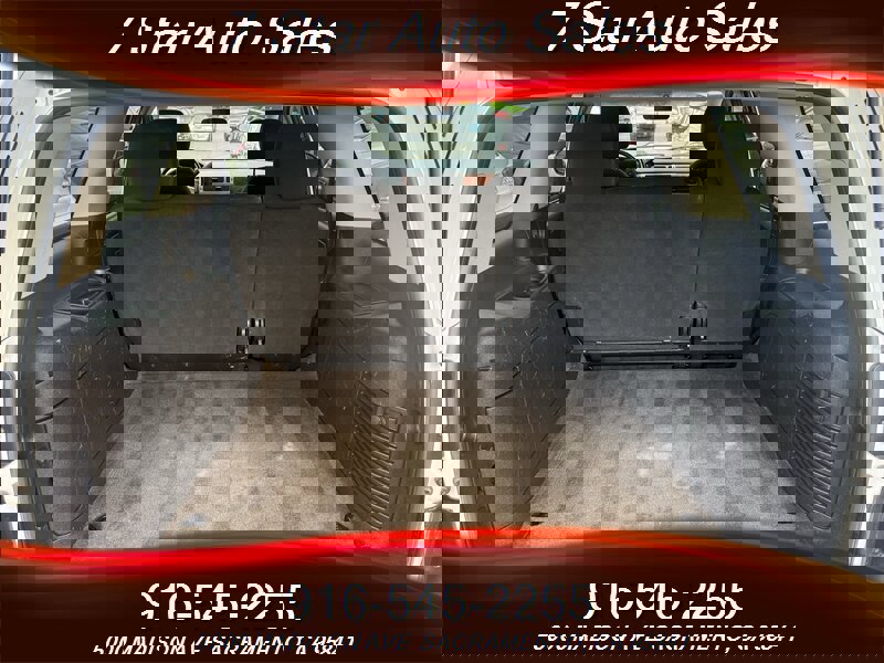 Used 2012 Chevrolet Tahoe LS image 15