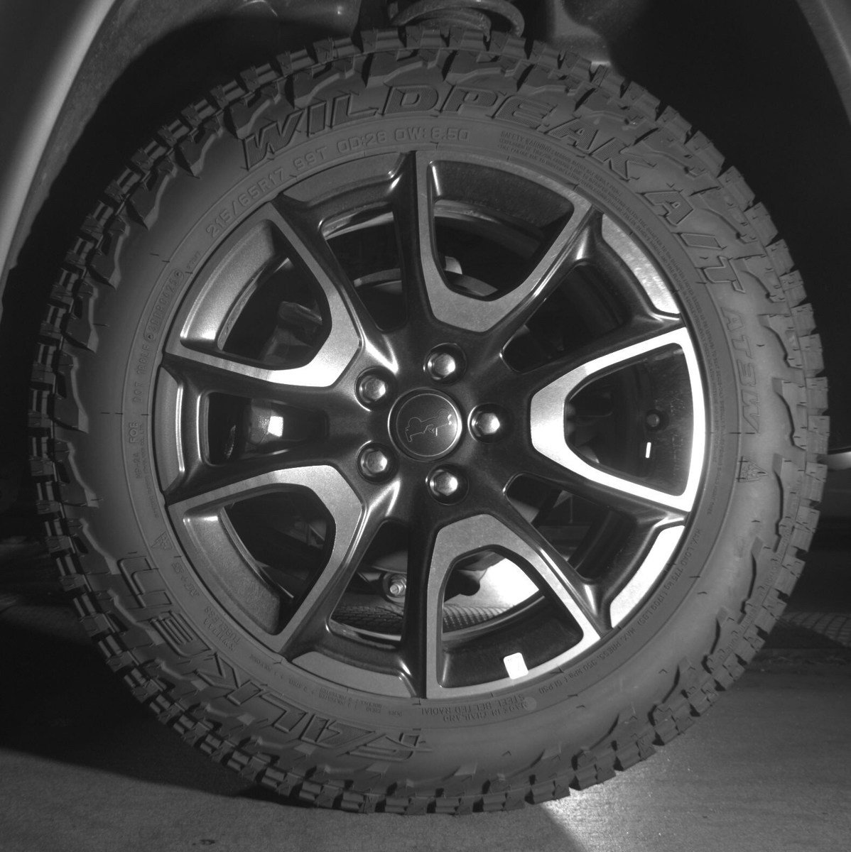 Used 2025 Jeep Compass Trailhawk image 11