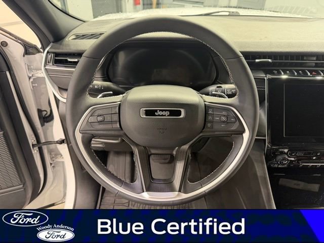 Used 2024 Jeep Grand Cherokee Altitude AWD/4WD image 10