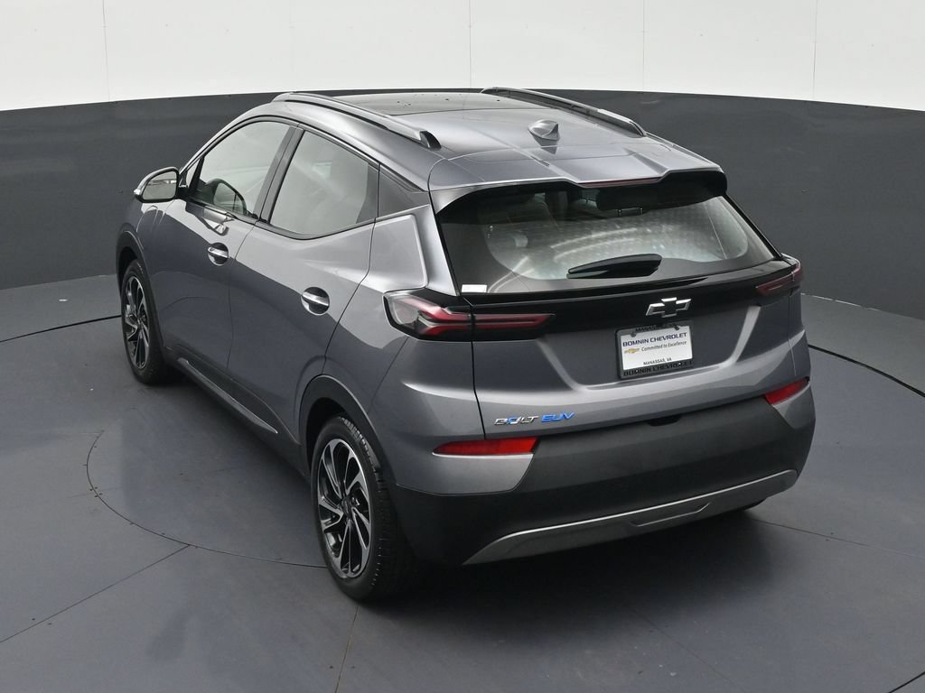 Certified 2023 Chevrolet Bolt EUV Premier w/ Sun & Sound Package FWD image 24