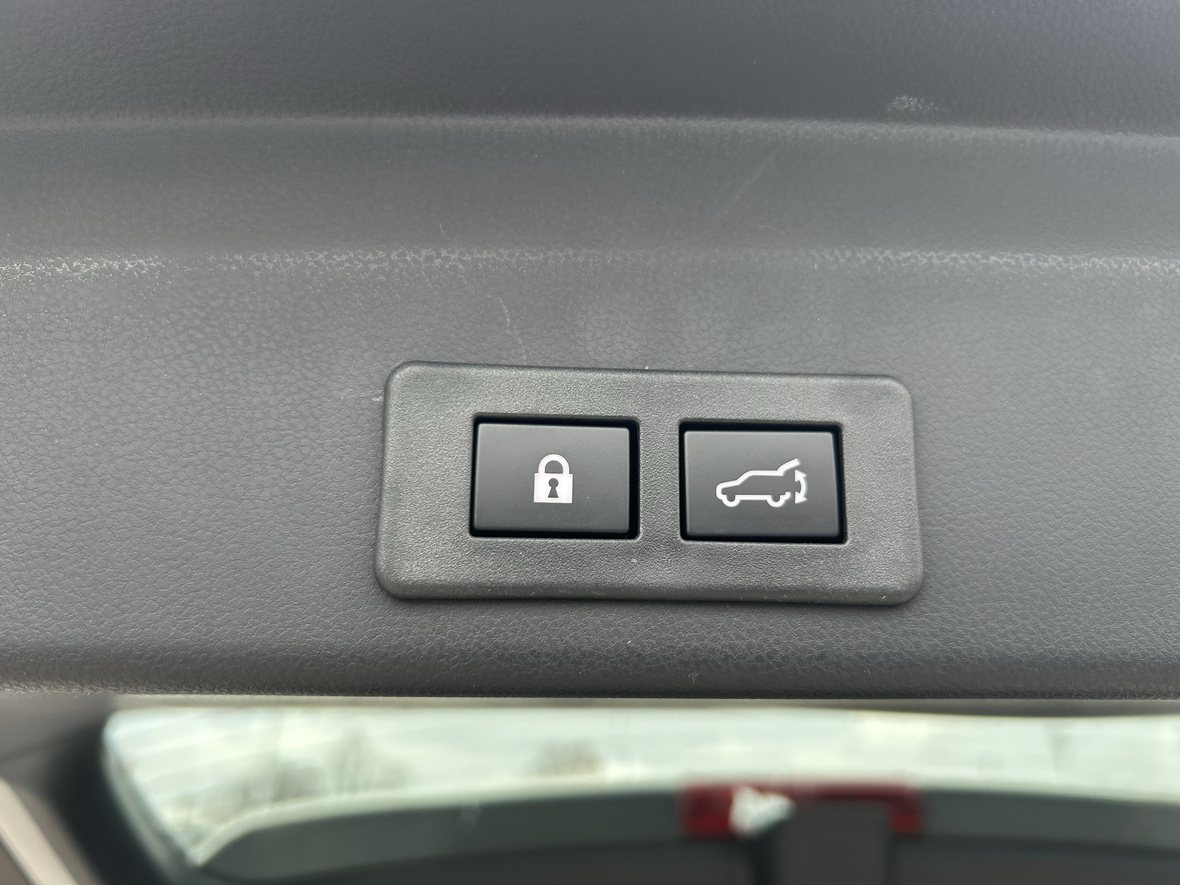 Certified 2025 Subaru Ascent Touring image 29