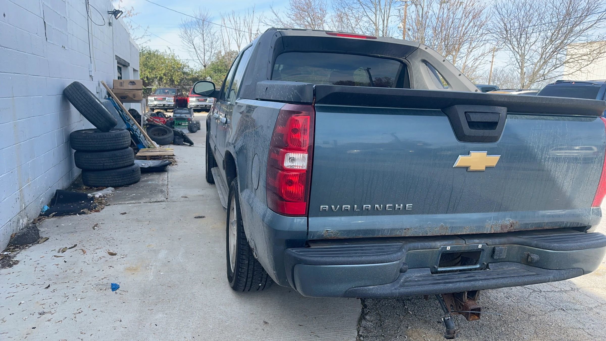 Used 2012 Chevrolet Avalanche LS w/ All-Star Edition image 5