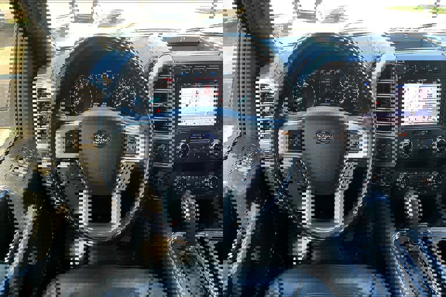 Used 2019 Ford F150 Platinum w/ Equipment Group 701A Luxury image 6