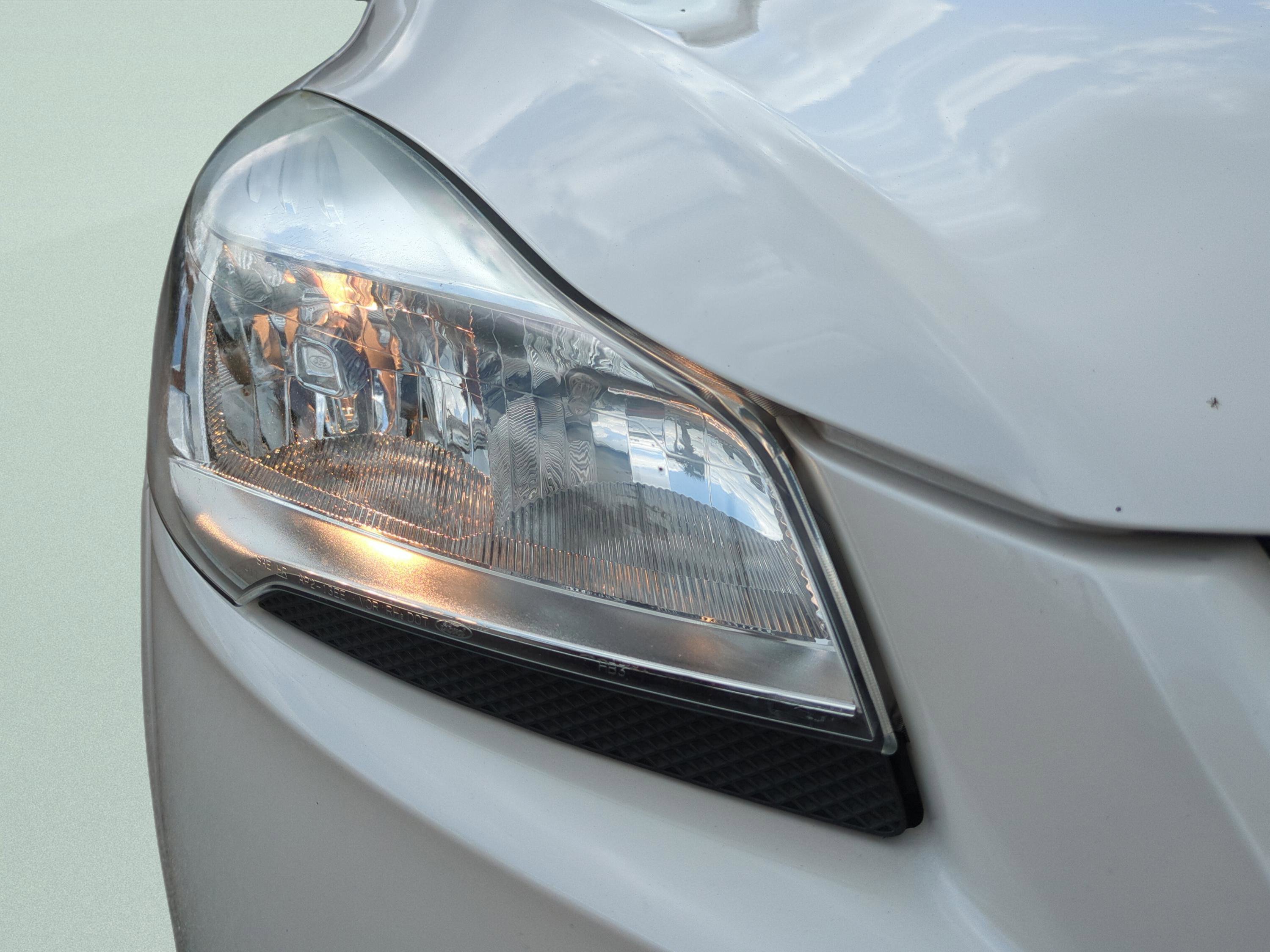 Used 2016 Ford Escape Titanium FWD image 9