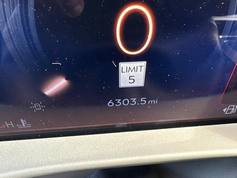 Used 2025 Lincoln Aviator Reserve w/ Luxury Package image 7