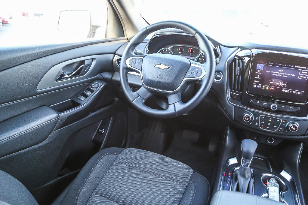 Certified 2023 Chevrolet Traverse LT FWD image 34