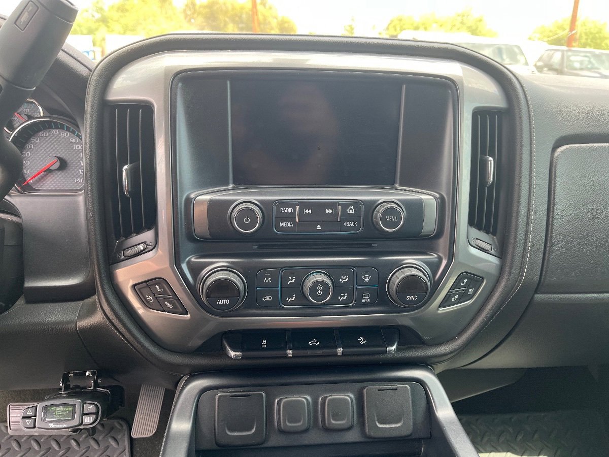 Used 2016 Chevrolet Silverado 1500 LTZ Z71 AWD/4WD image 9