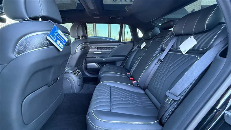 Used 2024 Genesis G90 3.5T image 19