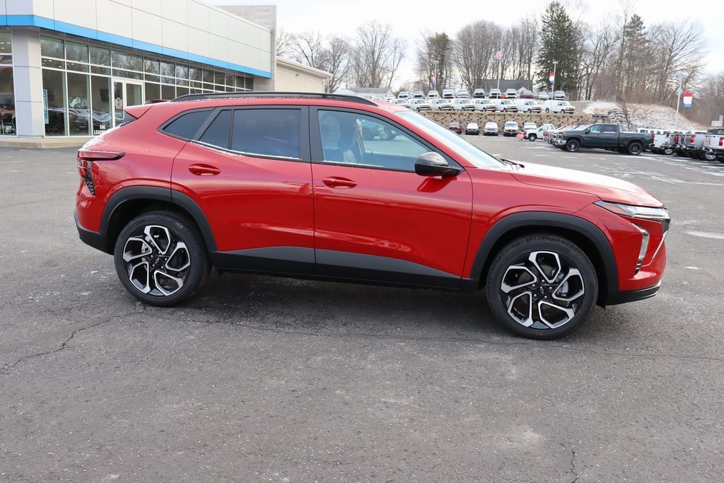 New 2026 Chevrolet Trax RS w/ Driver Confidence Package image 1