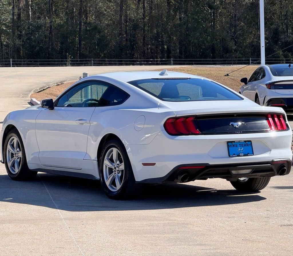 Used 2020 Ford Mustang EcoBoost image 10