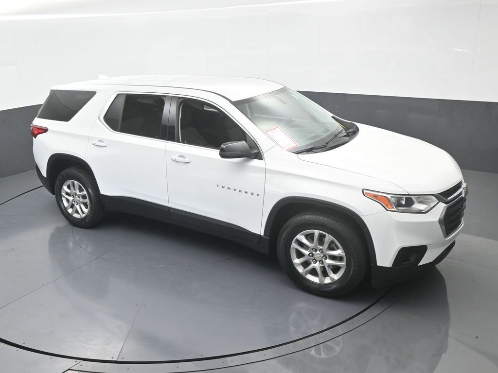 Used 2021 Chevrolet Traverse LS image 49