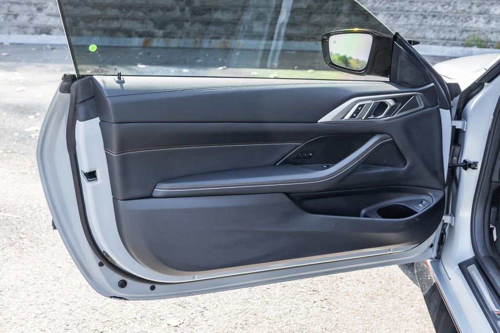 Used 2023 BMW M4 CSL RWD image 19