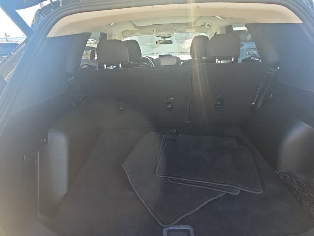 Used 2022 Ford Escape SE w/ SE Sport Appearance Package AWD/4WD image 9