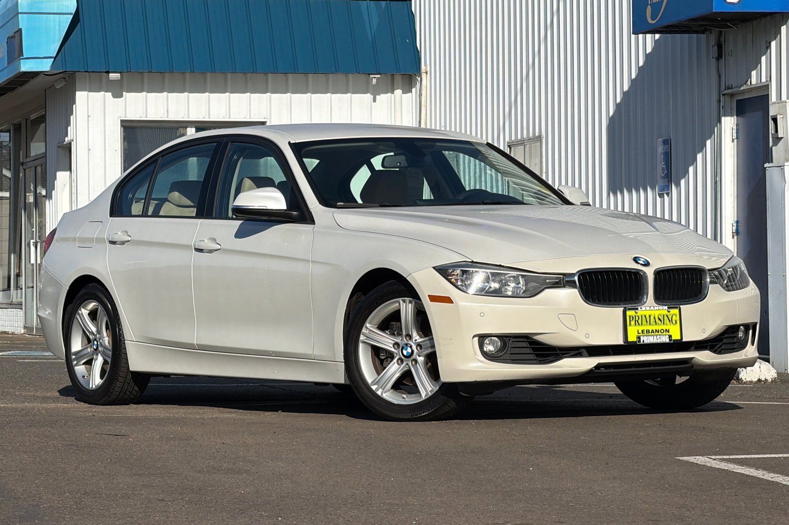 Used 2015 BMW 328i Sedan RWD image 2