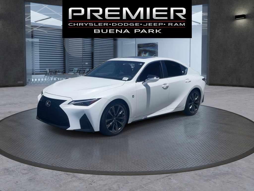 Used 2022 Lexus IS 350 F Sport RWD image 4
