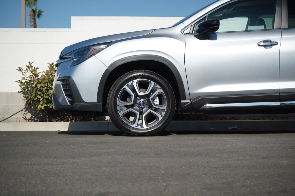 New 2026 Subaru Ascent Touring AWD/4WD image 2