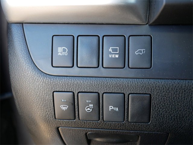 Used 2018 Toyota Highlander Limited Platinum image 26