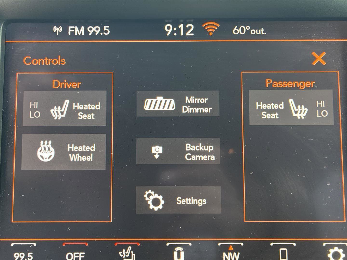 Used 2023 Jeep Cherokee Altitude Lux AWD/4WD image 24