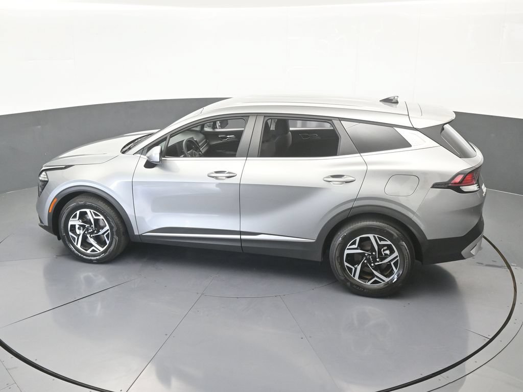 Used 2025 Kia Sportage LX FWD image 45