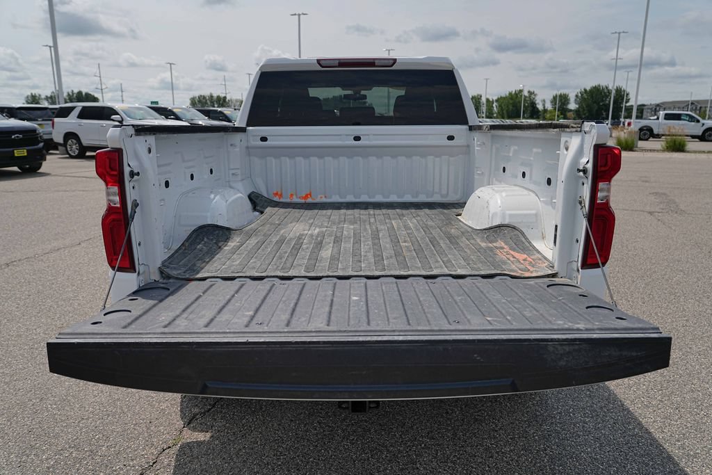 Used 2020 Chevrolet Silverado 1500 Custom w/ Trailering Package AWD/4WD image 14