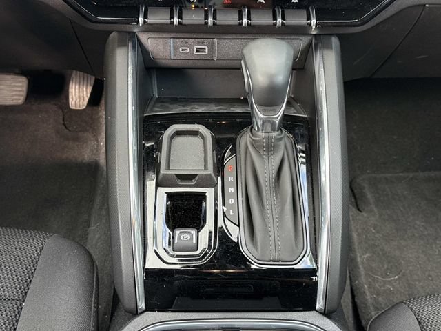 New 2026 GMC Canyon Elevation RWD image 15