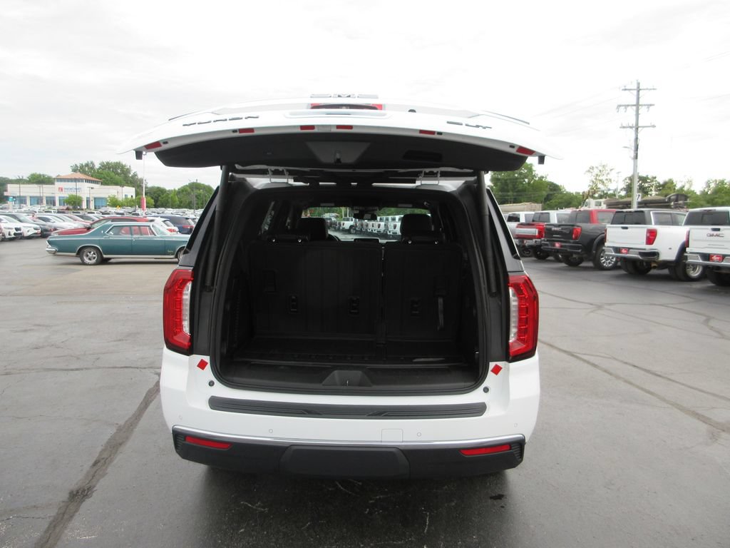 Certified 2023 GMC Yukon SLT w/ Max Trailering Package AWD/4WD image 7