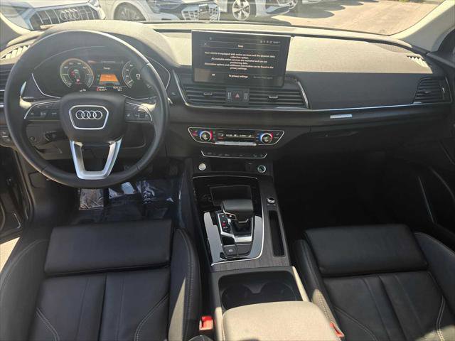 Used 2023 Audi Q5 e Premium w/ Convenience Package image 22