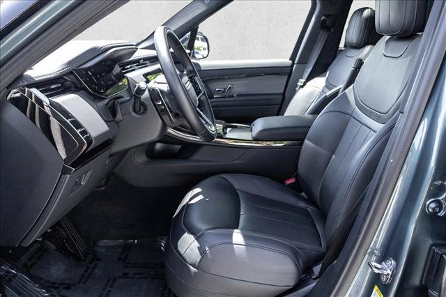 Used 2024 Land Rover Range Rover Sport SE AWD/4WD image 12