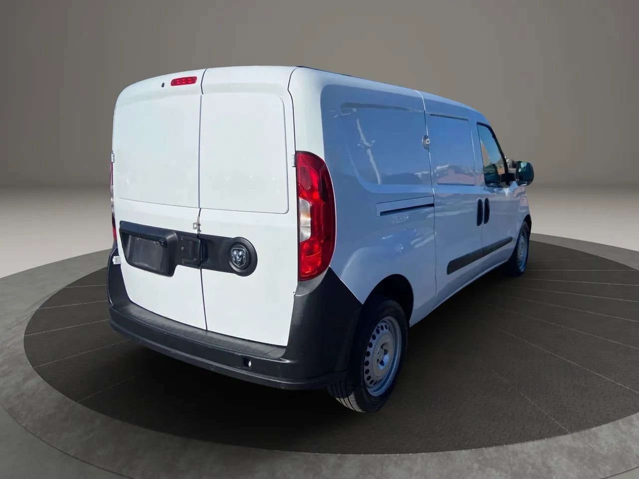 Used 2020 RAM ProMaster City Tradesman image 5