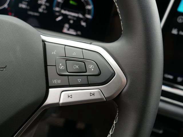 Certified 2026 Volkswagen Tiguan SE AWD/4WD image 25
