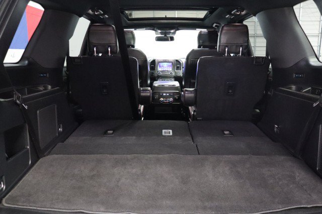 Used 2020 Ford Expedition Limited w/ Equipment Group 303A AWD/4WD image 33